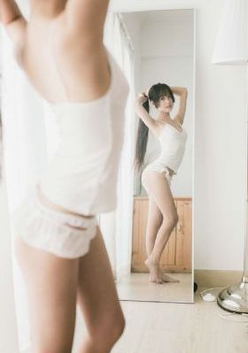 很黄很色很爽的三级视频_HD免费播放