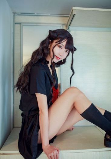 一边亲一边摸下奶的韩剧七个女人_BD高清视频观看